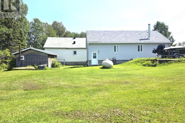 Primary Bedroom - 34 Third Avenue, Kirkland Lake, ON P0K1L0 Photo 4