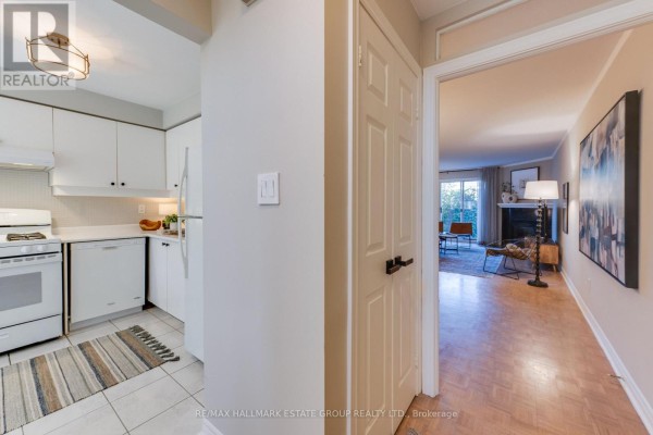 Kitchen - 34 Woodrow Avenue, Toronto, ON M4C5S2 Photo 3