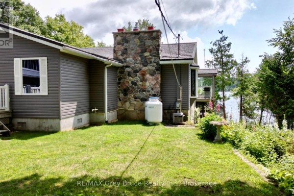 Laundry room - 340 Barney's Boulevard, Northern Bruce Peninsula, ON N0H1Z0 Photo 5