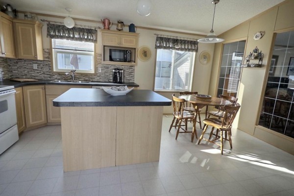 340 Jade Avenue, Brandon Mobile Sold $199,999