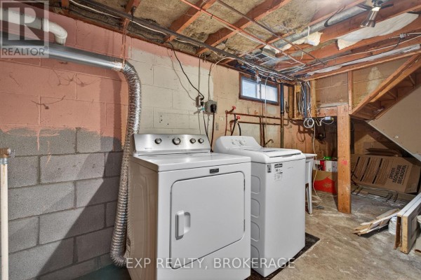 Primary Bedroom - 340 Palace Road, Kingston, ON K7L4T3 Photo 4
