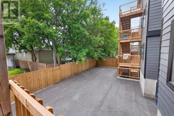 340 Shakespeare Street, Ottawa, ON K1L5M2 Photo 5