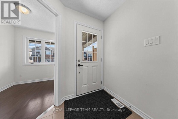 340 Song Sparrow Street, Ottawa, ON K2J0T5 Photo 3