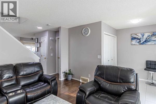 Primary Bedroom - 340 Taradale Drive Ne, Calgary, AB T3J4N9 Photo 5