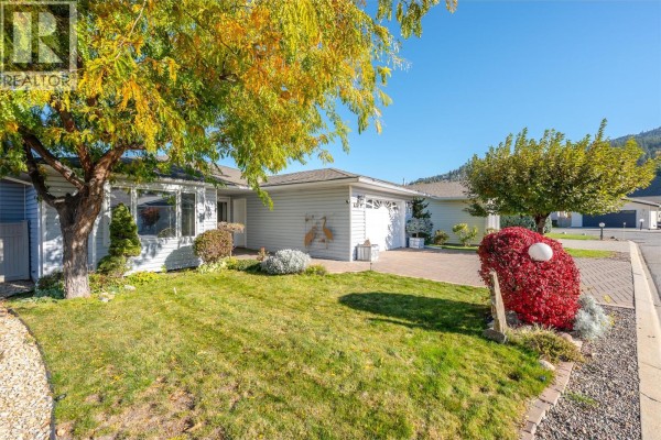Kitchen - 3400 Wilson Street Unit# 110, Penticton, BC V2A8E3 Photo 3