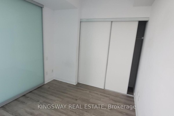 3401 - 42 Charles Street E, Toronto, ON M4Y0B7 Photo 5