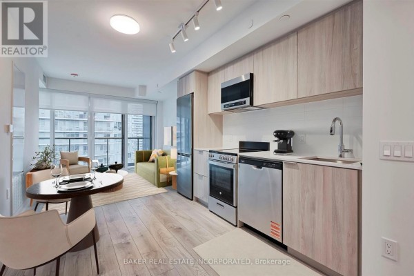 Primary Bedroom - 3402 - 223 Redpath Avenue, Toronto, ON M4P0E8 Photo 4