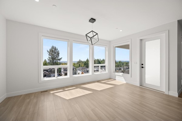 34030 Parr Avenue, Mission, BC V2V6B2 Photo 4