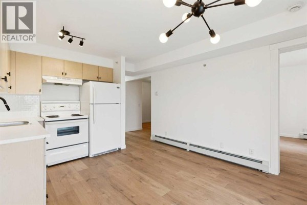4pc Bathroom - 3404, 1620 70 Street Se, Calgary, AB T2A7Z2 Photo 5