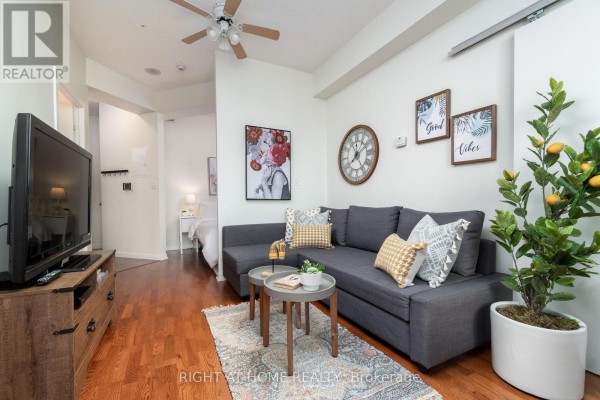 3404 - 55 Bremner Boulevard, Toronto, ON, photo 3