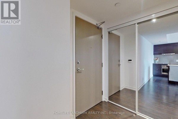 3405 - 100 Harbour Street, Toronto, ON, photo 2