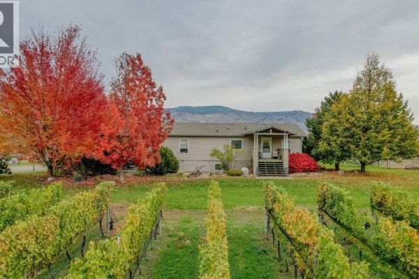 3405 107th Street, Osoyoos, BC, photo 2