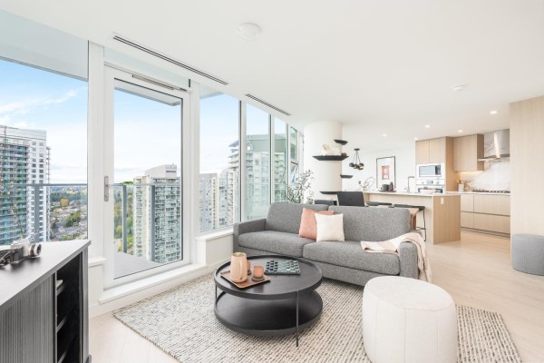 3405 13768 100 Avenue, Surrey, BC V3T0V2 Photo 4