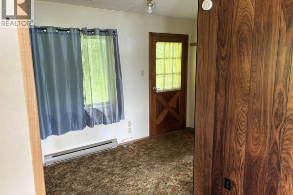 Bedroom 2 - 3405 Oceanview Drive, Daajing Giids City, BC V0T1S0 Photo 5