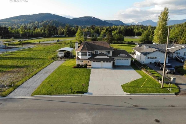 34051 York Avenue, Mission, BC V2V6Y5 Photo 5