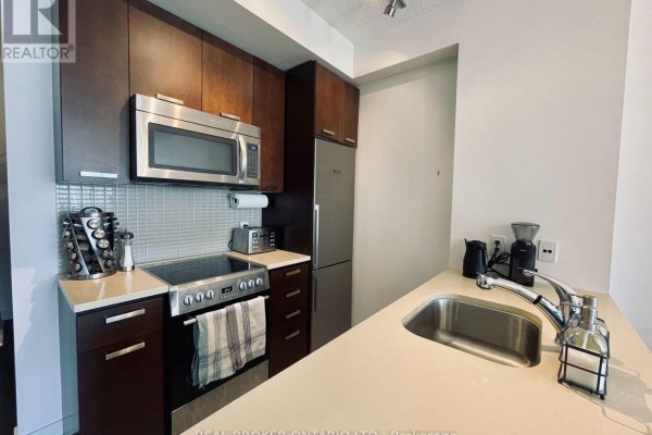 Dining room - 3406 - 295 Adelaide Street, Toronto, ON M5V0L4 Photo 2