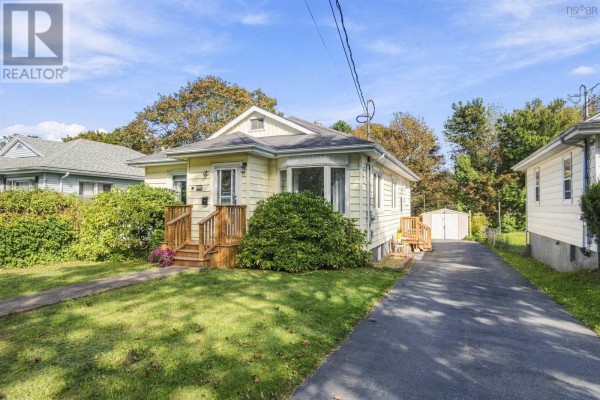 3407 St Andrews Avenue, Halifax