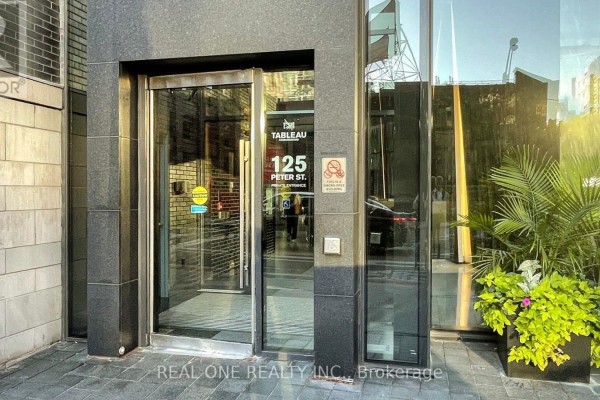 3409 - 125 Peter Street, Toronto, ON, photo 2