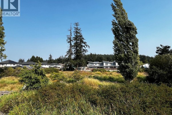 3409 Luxton Rd, Langford, BC V9C2Z3 Photo 2