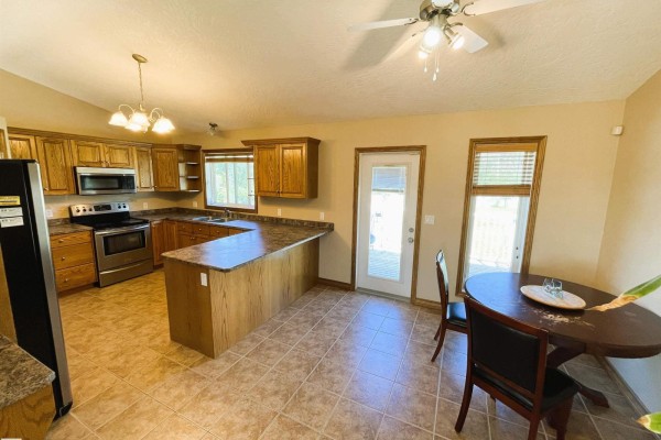 Family room - #341, 46410 Twp Rd 610, Rural Bonnyville M D , AB T9N2J6 Photo 4
