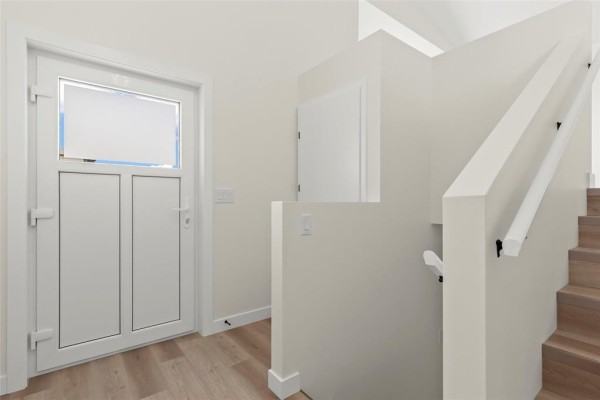 Living room - 341 Lavack Street, Ste Anne, MB R5H0C5 Photo 3