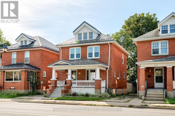 Family room - 341 Ontario Street, Stratford, ON N5A3H7 Photo 2