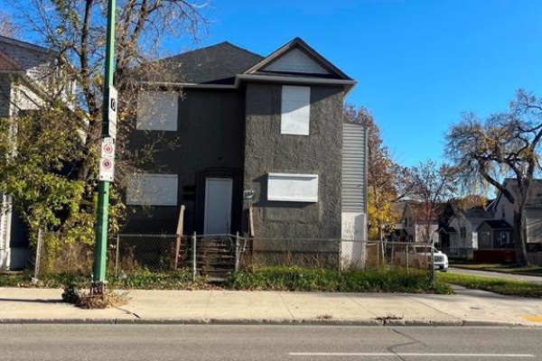 341 Salter Street, Winnipeg