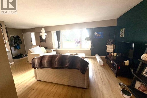 Primary Bedroom - 3410 51a Avenue, Lloydminster, AB T9V1E8 Photo 4