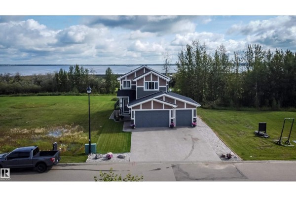 Family room - 23 3410 Ste. Anne Tr, Rural Lac Ste  Anne County, AB T0E0A1 Photo 4