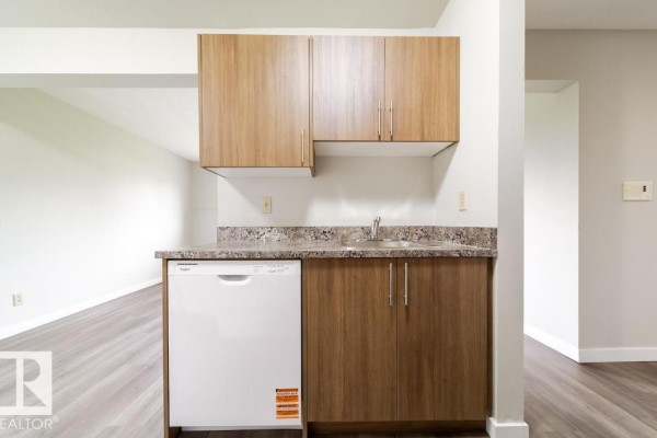 3415 106 Av Nw, Edmonton, AB T5W0C1 Photo 5