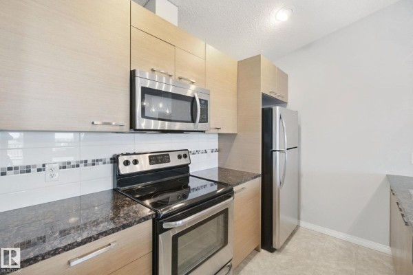 Primary Bedroom - #3415 9351 Simpson Dr Nw, Edmonton, AB T6R0N4 Photo 3