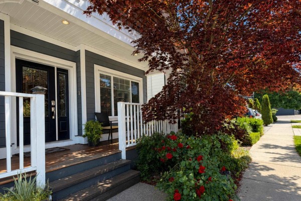 342 173a Street, Surrey, BC V3Z2N7 Photo 2