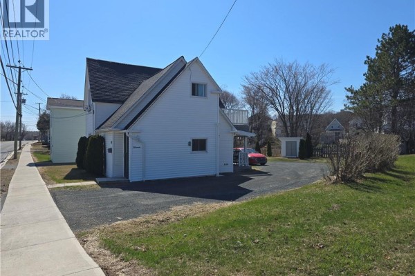 342-344 Main Street, Bathurst, NB E2A1B2 Photo 2