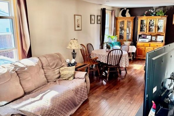 342 Barton Street, Hamilton, ON, photo 3