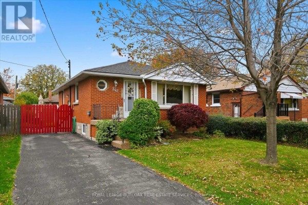 Laundry room - 342 East 16th Street, Hamilton, ON L9A4J9 Photo 2