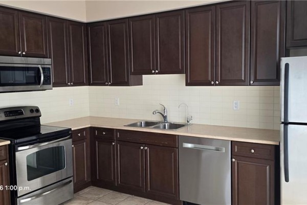 4pc Bathroom - 342 Mill Street Unit# 32, Kitchener, ON N2M3R9 Photo 4