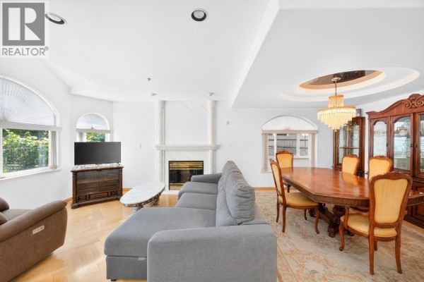 3423 E 24th Avenue, Vancouver, BC V5R1G5 Photo 4