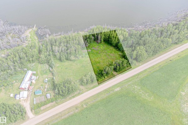 3424 Twp Rd 570, Rural Lac Ste  Anne County, AB, photo 2