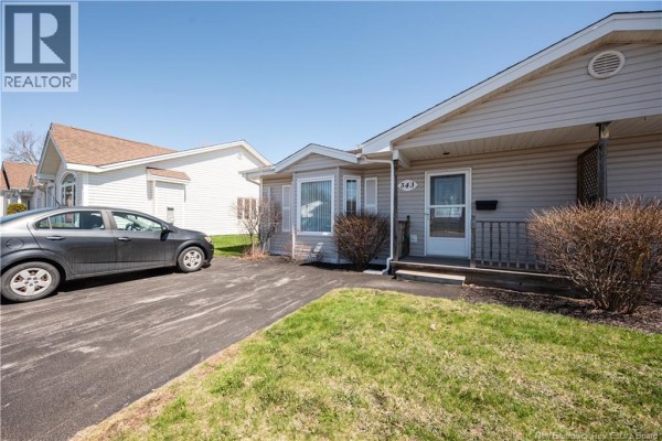 4pc Bathroom - 343 Beausejour Street, Dieppe, NB E1A1Y5 Photo 2