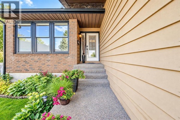 Other - 343 Berkshire Place Nw, Calgary, AB T3K1K8 Photo 3