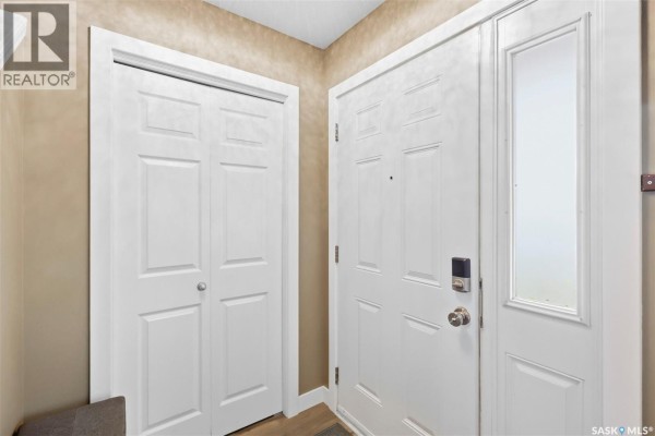 Primary Bedroom - 343 Gordon Road, Saskatoon, SK S7T0A1 Photo 4