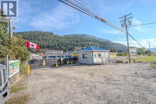 343 Shuswap Avenue, Chase, BC V0E1M0 Photo 5