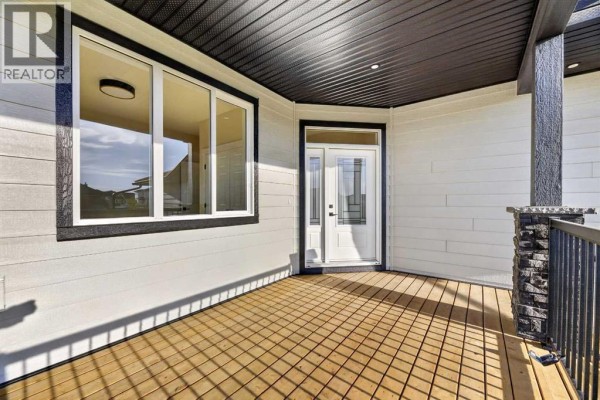 3434 Victory Way, Olds, AB, photo 2