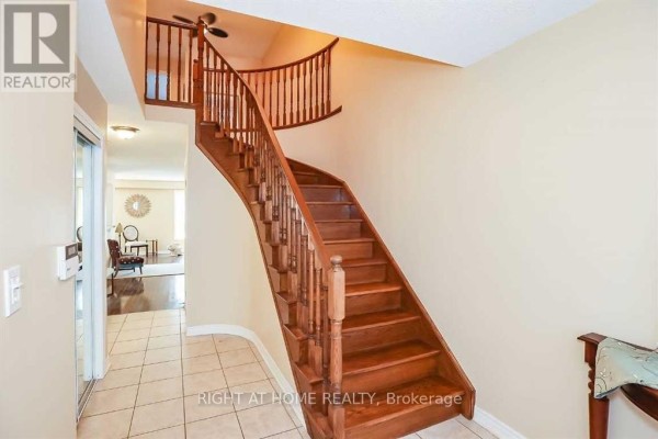 344 Main Street East Street, Grimsby, ON, photo 3