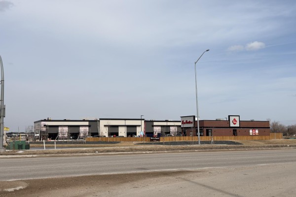 3440 Main St, West Saint Paul, MB, photo 3