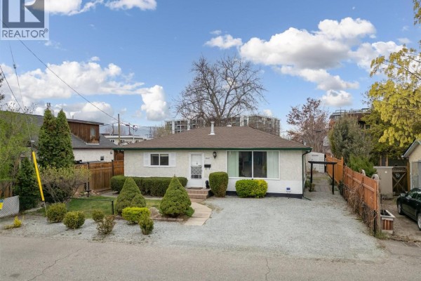3442 Scott Road, Kelowna, BC, photo 2