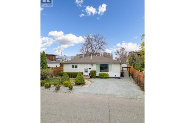 3442 Scott Road, Kelowna, BC, photo 3