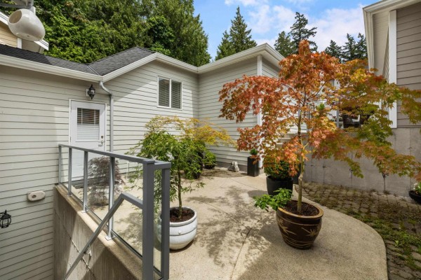 3444 148 Street, Surrey, BC V4P1A6 Photo 3