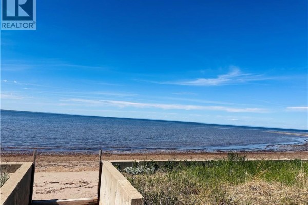 345 Bayshore Drive, Bathurst, NB, photo 3