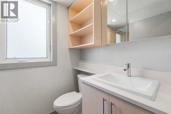 345 Dougall Road N Unit# 201, Kelowna, BC V1X0A8 Photo 5